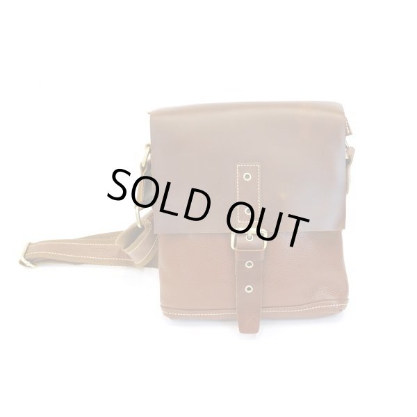 画像2: ショルダーバッグ レザーバッグ 革鞄 カジュアルメンズバッグ ブラウン (2)