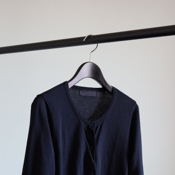 画像2: 【1本】艶消しブラック プロ向けシャツハンガー38cm レディースシャツハンガー (2)