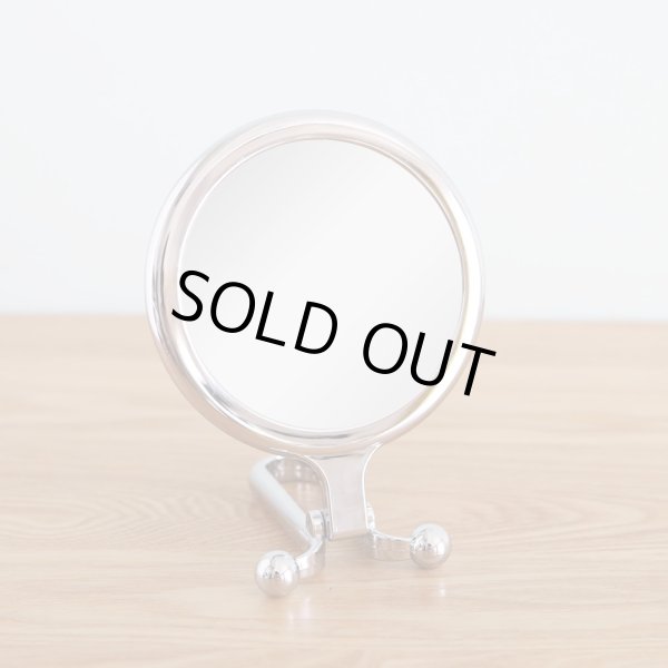 画像3: 【10倍拡大鏡付きミラー】手鏡と卓上ミラーの両様使い コンパクトミラー Lサイズ (3)